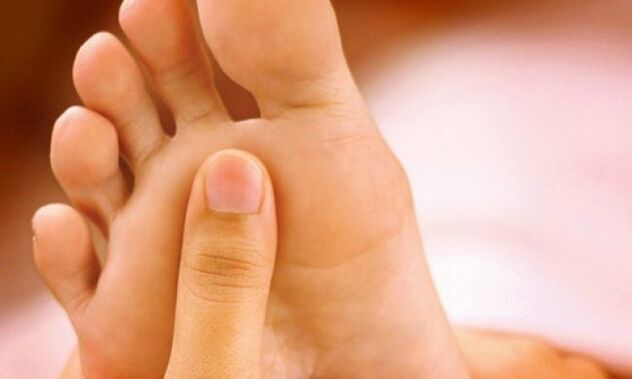 toenail and toenail fungus